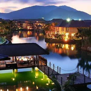 yalong-bay-villas-spa.sanyahainanhotels.com/